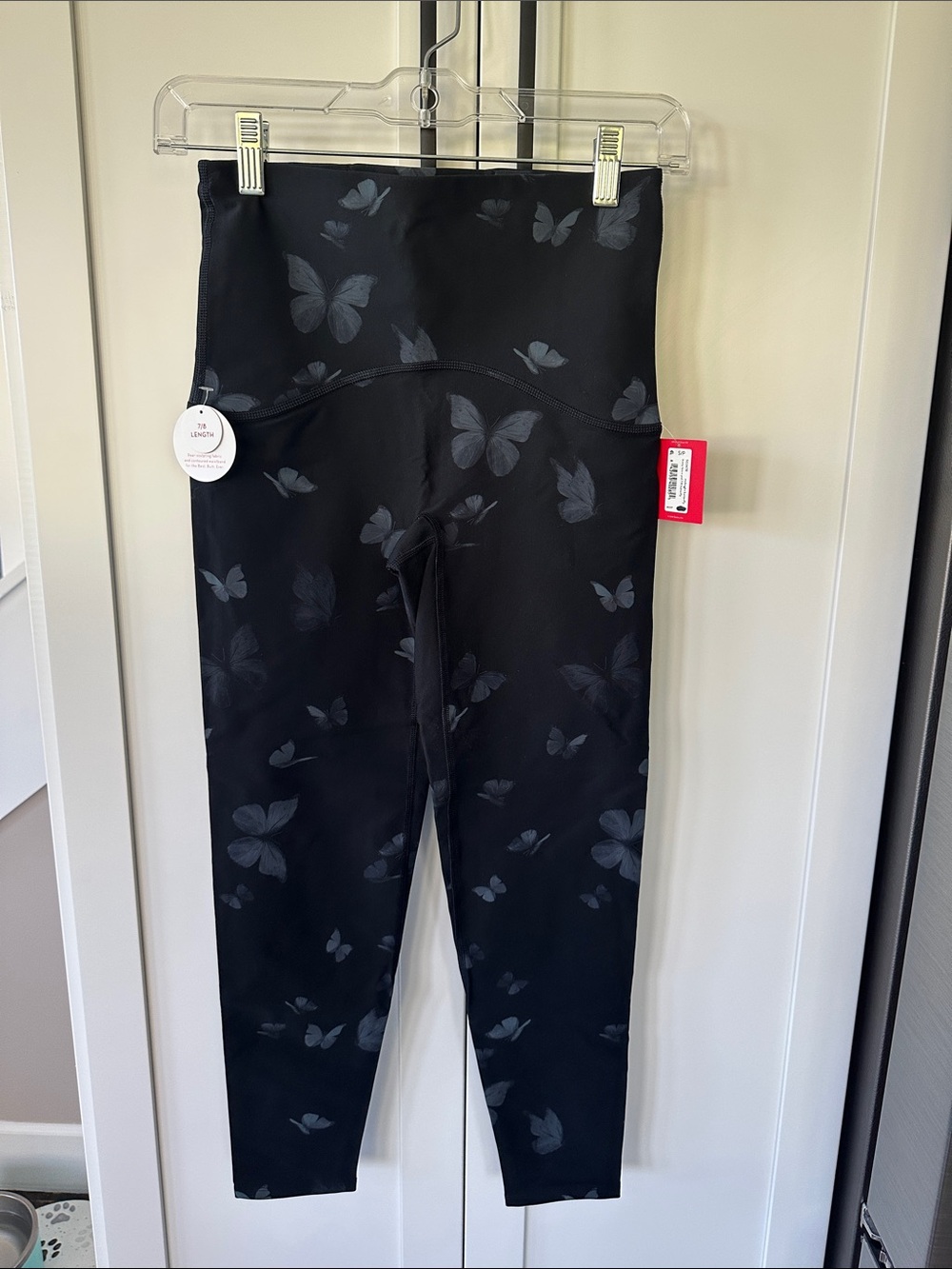 Women’s Spanx Black Butterfly Leggings 7/8